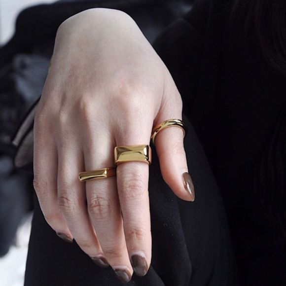 18K Gold Plated Pyramid Contour Bar Band Ring - Picture 5 of 7